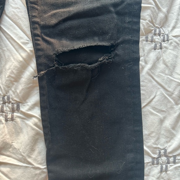 J Crew High Rise Skinny Jeans with intentional knee rips 30T - Picture 4 of 5